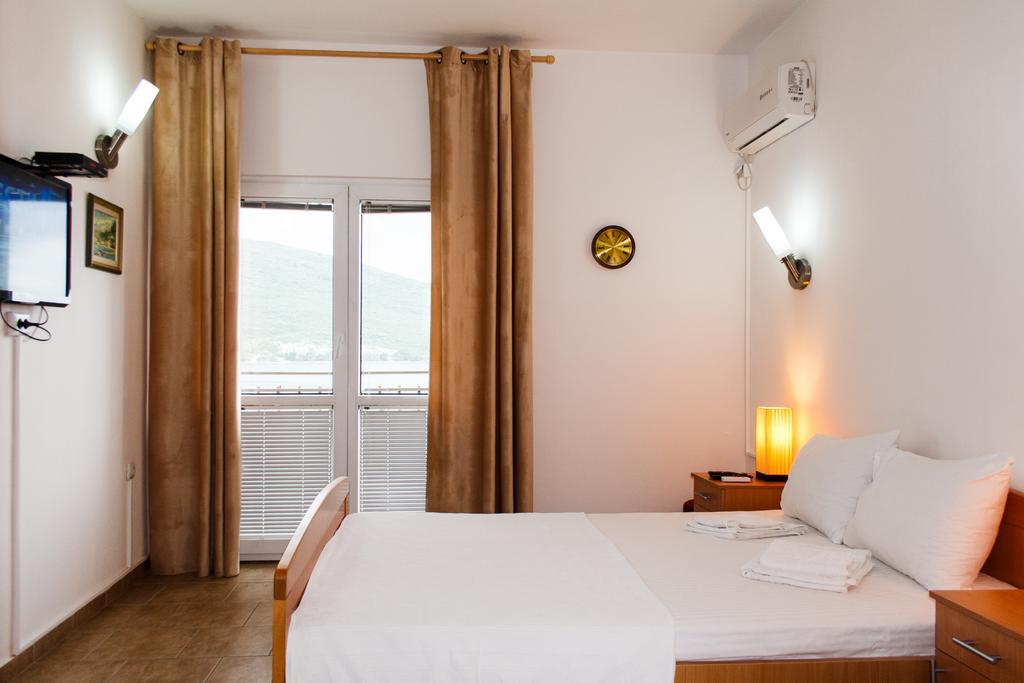 Villa Angelina Herceg Novi Luaran gambar
