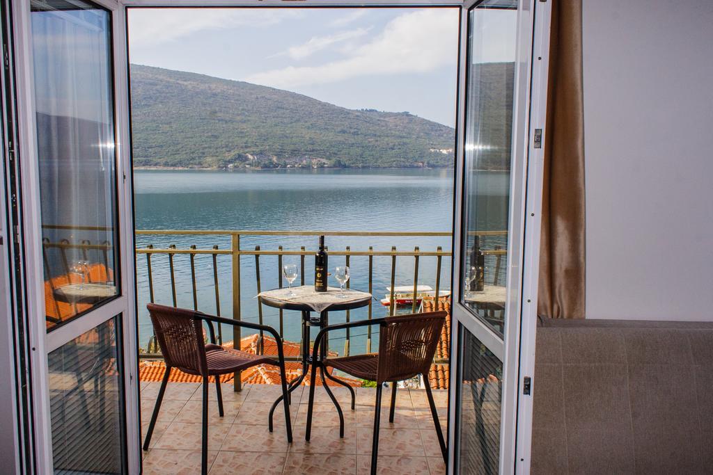 Villa Angelina Herceg Novi Luaran gambar